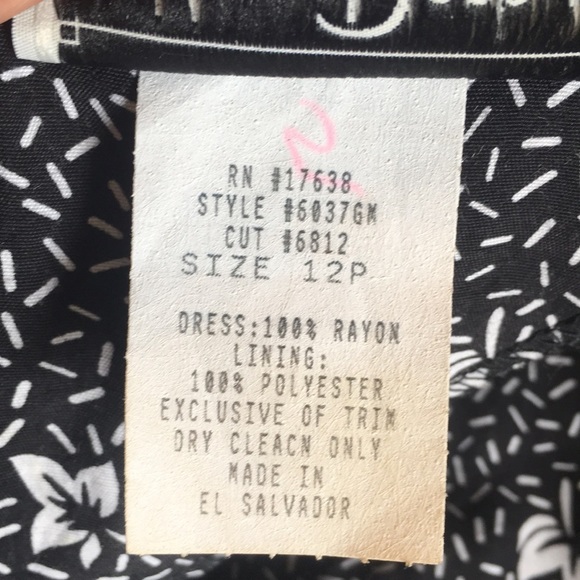 Vintage 80s Navy Cottage Core Modest Loose Fit Midi Dress - Picture 7 of 7